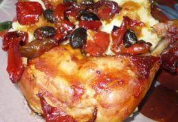 Pui cu gogoșar și măsline