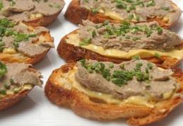 Pateurile din comerţ, adevărate bombe cu E-uri. Care sunt cele mai naturale astfel de produse alimentare