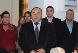 Florin Țurcanu alături de membrii Asociației Nevăzătorilor din Botoșani, cu ocazia Zilei Internaționale a Bastonului Alb