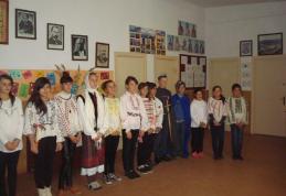 Ziua armatei române marcată la Școala Gimnazială nr. 3 Borzești, comuna Ungureni -FOTO