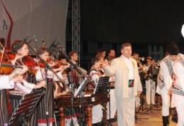 Ansamblul „Mugurelul” invitat astăzi la emisiunea „Cântec și poveste” difuzată pe TVR3