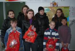 O lectie de altruism „Si copiilor le pasa”