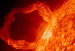 Trei explozii solare de clasă maximă în decurs de o săptămână. Ce efecte negative au asupra oamenilor