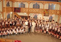 Sub semnul superlativului, la TVR3: Ansamblul dorohoian „Mugurelul”, 30 de ani în 90 de minute - FOTO