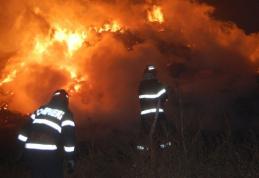 Pompierii dorohoieni au fost solicitați în stingerea unui incendiu produs din joacă