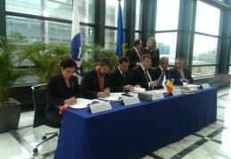 Comisia din cadrul CJ, prezentă la Londra, a semnat contractul de împrumut cu BERD