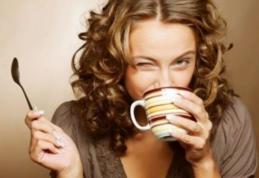 La ce ora este cel mai bine să-ţi bei cafeaua