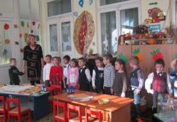 Emoţie de toamnă la Grădiniţa nr. 6 Dorohoi - FOTO