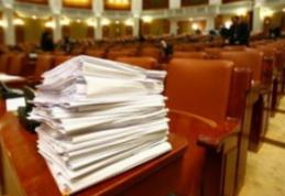 Ziua primarului, Ziua aleşilor locali şi butoanele de panică în şcoli şi spitale - respinse de Senat