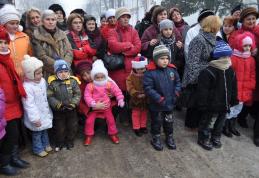 [VIDEO][FOTO] Colindătorii au fost în vizită la Spitalul Municipal