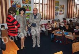 Dumitru Chelariu, primarul comunei Pomârla, salută prezența senatorului PSD Doina Federovici în teritoriu