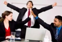 Vacanţă de iarnă prelungită pentru bugetari. Guvernul mai oferă cadou două zile libere de Crăciun şi Anul nou