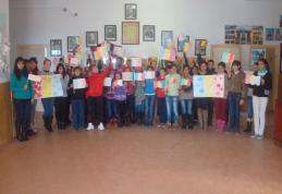 95 de ani de la Marea Unire sărbătoriţi la Şcoala Gimnazială Nr. 3 Borzeşti, comuna Ungureni - FOTO