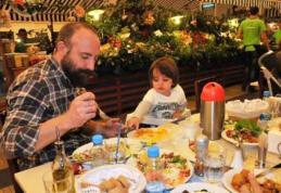 Cum este acasă actorul care îl interpretează pe „Suleyman Magnificul”