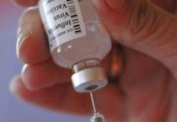 Un milion de doze de vaccin antigripal, puse la dispoziţie gratuit persoanelor cu risc