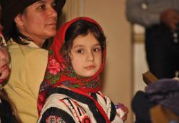 IHTIS: Curajul de a-i responsabiliza pe cei din jur. Vezi clasamentul final şi premiile acordate la Festivalul „Trec magii prin vatra moldovei”