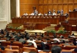 Noi privilegii pentru politicieni