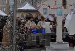 [VIDEO][FOTO] Dorohoi: Ziua când se sfinţesc apele 