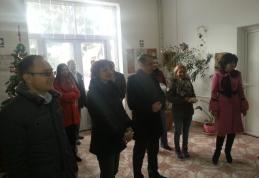 Cadouri oferite de membrii PSD pentru copiii dintr-un centru de plasament