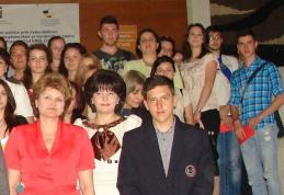 Senatorul Doina Federovici se ține de cuvânt: Eleva din Dorohoi și alți 14 tineri pleacă la Bruxelles