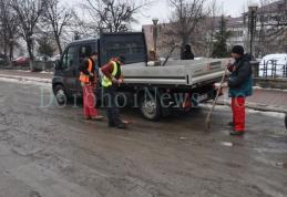 Incepand de maine Symmetrica astupa gaurile de pe Bulevardul Victoriei din Dorohoi