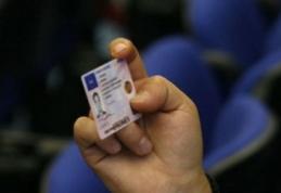 Anul 2013 a adus în judeţ 4.000 de maşini şi peste 12.000 de permise de conducere noi