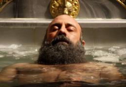 Suleyman Magnificul a stat şase ore în baie de gheaţă