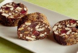 Salam de biscuiți cu vișine