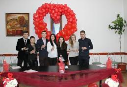 Tinerii Social Democrați din Dorohoi au sărbătorit Dragobetele - FOTO