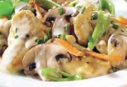 Pui cu ciuperci si sos