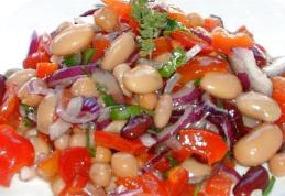 Salată cu boabe de fasole