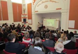 Informare despre speciile protejate la Colegiul Național „Grigore Ghica” - FOTO