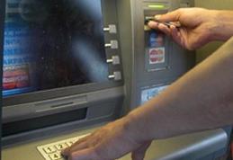 Atenţie la bancomatele false