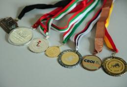 Premii pentru elevii olimpici. Eveniment susținut de Fundația Dan Voiculescu pentru Dezvoltarea României