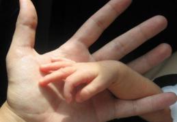 Sacrificiul unei mame din Botoşani uimeşte Italia. Și-a salvat copilul în ultimul moment