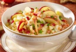 Salată de cartofi cu mere