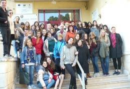 Elevii Liceului „Regina Maria” din Dorohoi continuă seria experienţelor europene - FOTO