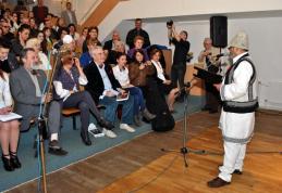 Cenaclul „Editor”, prezent la „Kilometrul zero” al culturii româneşti – Ipoteşti - FOTO