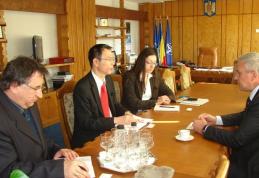 Reprezentant al Ambasadei Japoniei în vizită la prefect