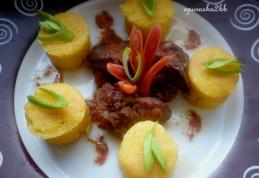 Ficatei in sos de vin cu mamaliguta