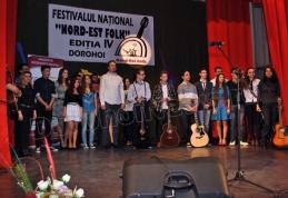 Festivalul Naţional de Muzică Folk – „Nord Est Folk”, ediția a IV-a, a debutat astăzi la Dorohoi - FOTO
