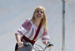 Cat plateste Udrea pentru promovarea turismului in strainatate?