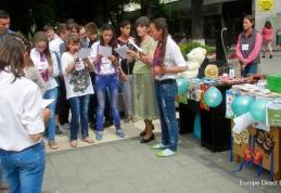 Târg al Voluntarilor pe Pietonalul Unirii Botoșani - FOTO/VIDEO