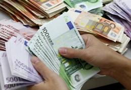 Salarii de până la 2.700 euro în străinătate pentru români cu studii medii