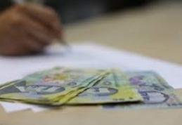 Elev exmatriculat după ce a încercat să mituiască un profesor pentru a intra în BAC