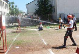 Vezi când se desfășoară etapa judeţeană a concursului „Prietenii pompierilor”