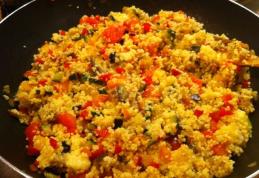 Cușcuș cu dovlecei la tigaie