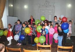 Şcoala Gimnazială „Spiru Haret” Dorohoi: „Poftiţi la carnavalul de poveste...”