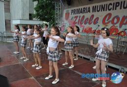 Zilele Copilului Dorohoi 2014: Copii talentați de toate vârstele în a doua zi de spectacol – FOTO