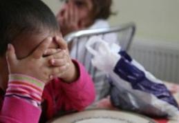 Rovana Plumb: Copiii până în 3 ani nu vor mai putea fi instituționalizați; până în 2020 nu vor mai fi copii în instituții